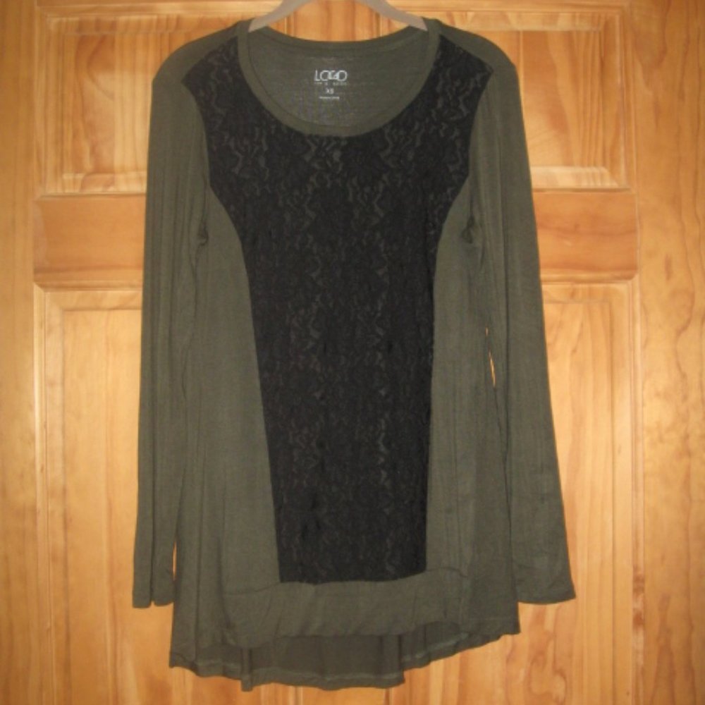 LOGO Green with Black Floral Lace Long Sleeve Top